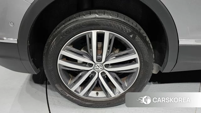Volkswagen Tiguan Allspace id 4556963 из Кореи 27