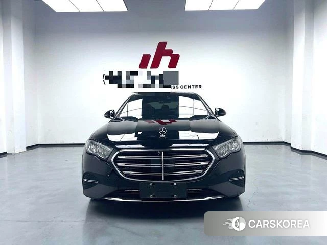 Mercedes-Benz E-class 2024 Черный из Китая, фото 5