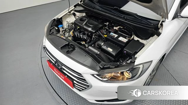Hyundai Avante AD id 4557949 из Кореи 26