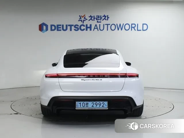 Porsche Taycan id 3433346 из Кореи 15