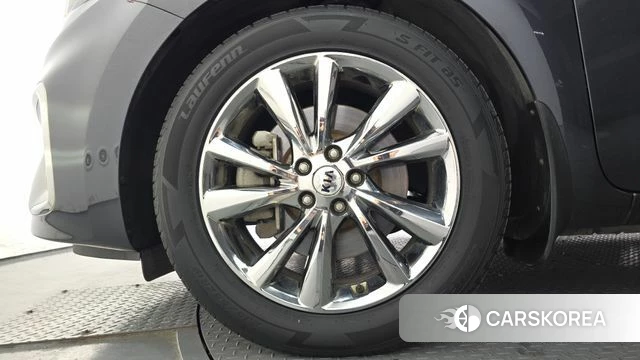 Kia The New Carnival id 4595983 из Кореи 30
