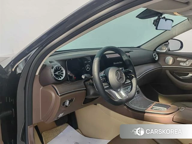 Mercedes-Benz E-class id 4276712 из Китая 11