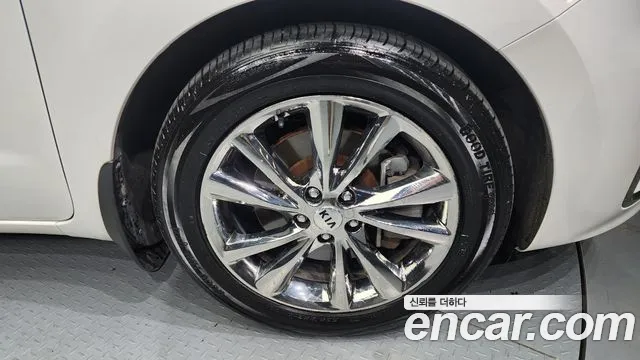 Kia The New Carnival id 2503860 из Кореи 15