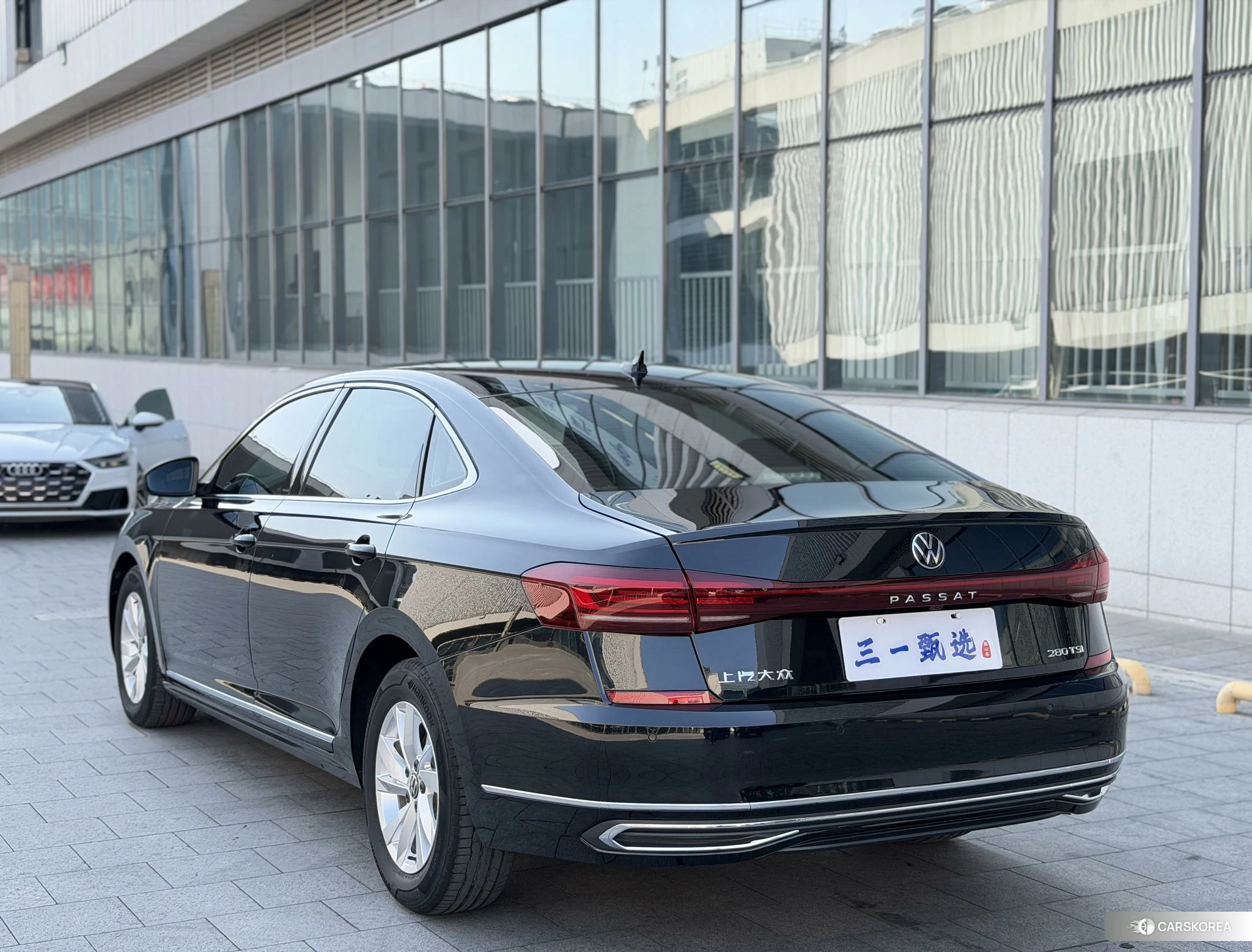 Volkswagen Passat id 4420406 из Китая 17