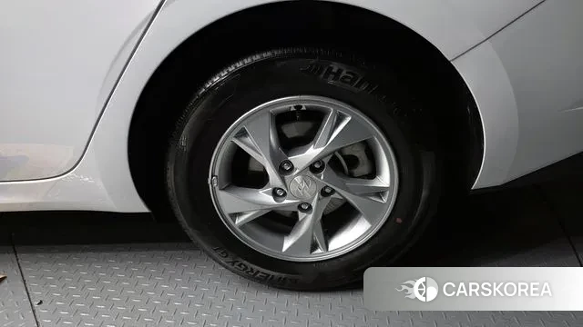 Hyundai Avante (CN7) id 3690943 из Кореи 15