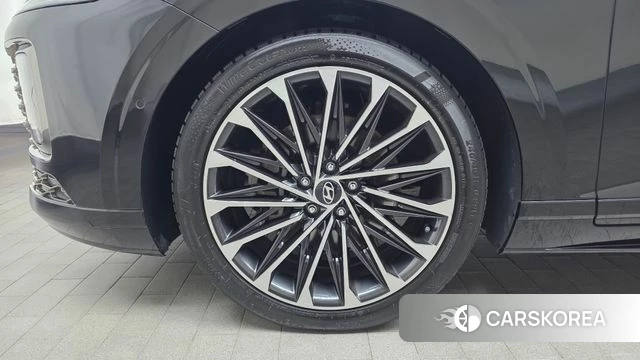 Hyundai Grandeur (GN7) id 3838375 из Кореи 15