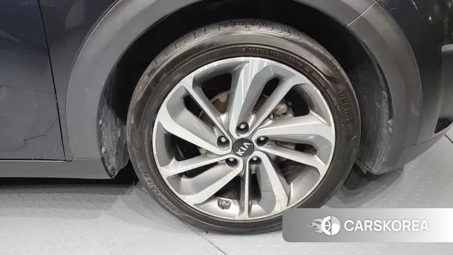 Kia Niro id 3465009 из Кореи 15