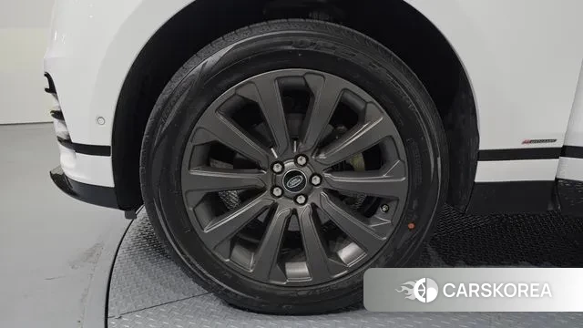 Land Rover Range Rover Velar id 3573234 из Кореи 15