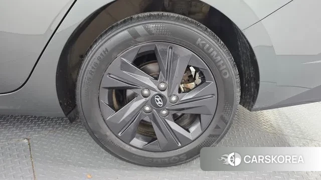 Hyundai Avante Hybrid (CN7) id 3411803 из Кореи 15