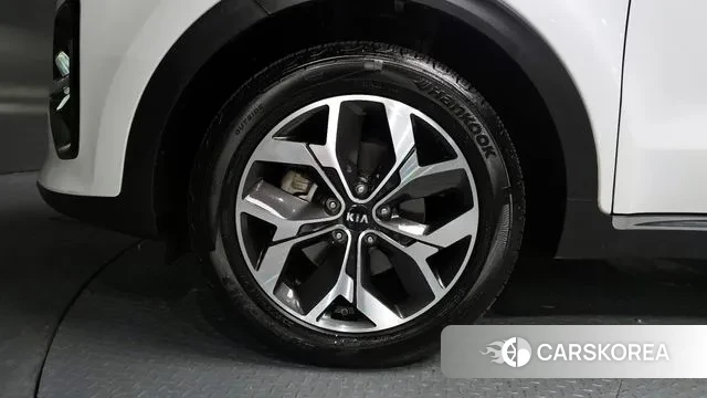 Kia Sportage The Bold id 3765695 из Кореи 15