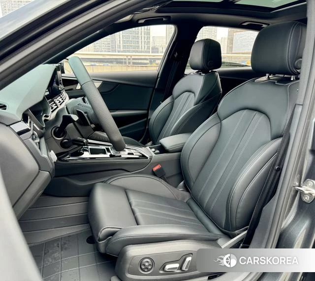 Audi A4L 2025 Темно-серый из Китая, фото 6