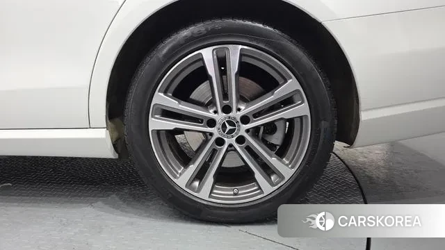 Mercedes-Benz E-Class W213 id 3691661 из Кореи 15