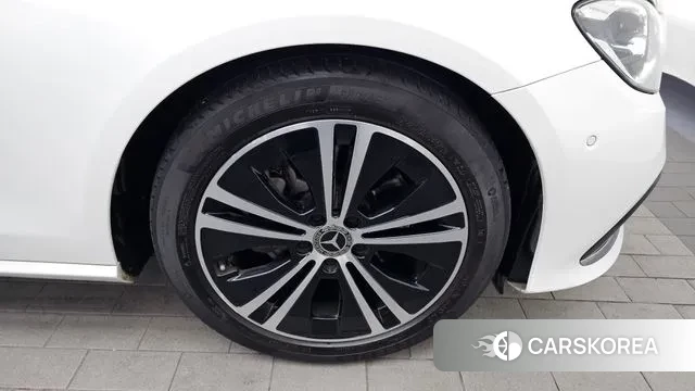 Mercedes-Benz E-Class W213 id 3691842 из Кореи 15