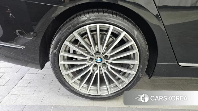 BMW 7 Series (G11) id 4231821 из Кореи 29