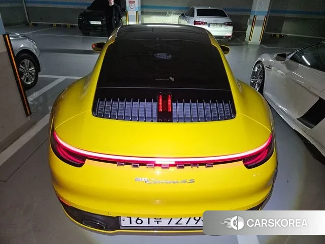 Porsche 911(992) id 3407592 из Кореи 7