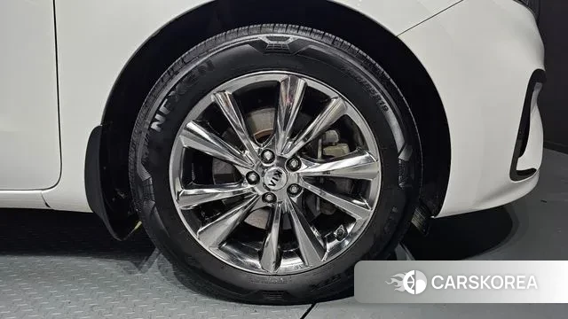 Kia The New Carnival id 3519967 из Кореи 15