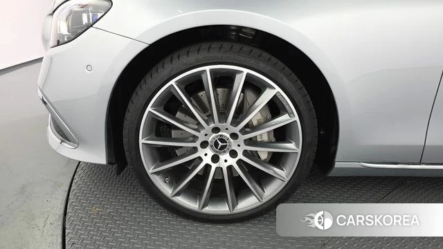 Mercedes-Benz E-Class W213 id 4475026 из Кореи 29
