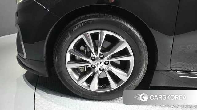Kia The New Carnival id 4310807 из Кореи 28