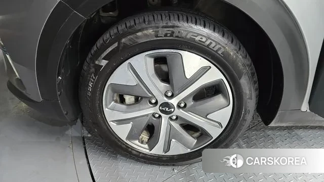 Kia Niro EV id 3681021 из Кореи 15