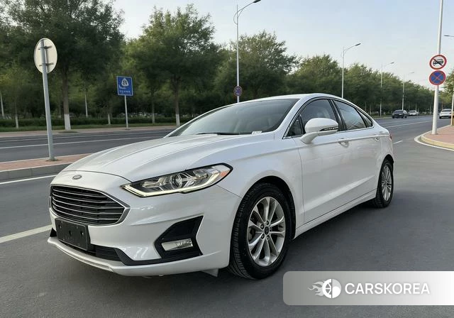 Ford Mondeo 2020 Белый из Китая, фото 5