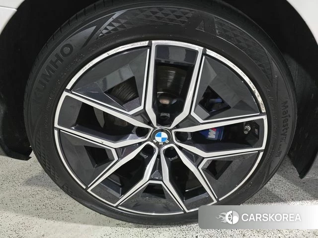 BMW 5 Series (G60) id 4612946 из Кореи 15