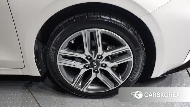 Kia Come New K3 id 3107419 из Кореи 15