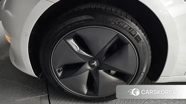 Tesla Model 3 id 3428642 из Кореи 15