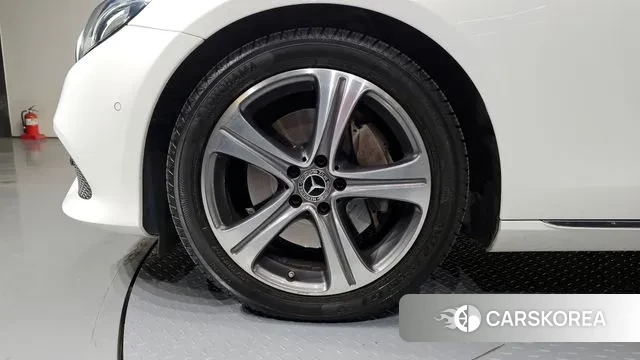 Mercedes-Benz E-Class W213 id 3718331 из Кореи 15