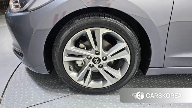 Hyundai Avante AD id 4246103 из Кореи 27