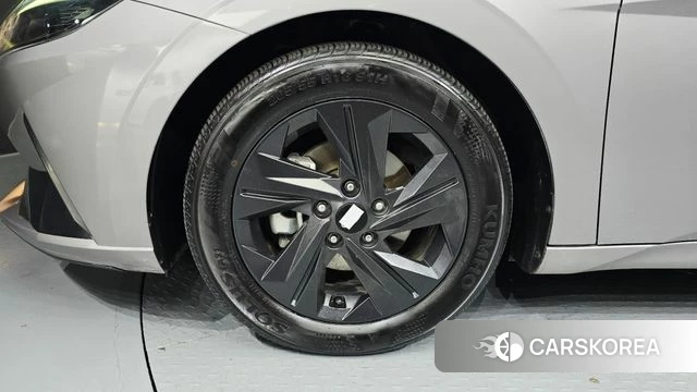 Hyundai Avante Hybrid (CN7) id 4541790 из Кореи 26