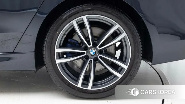 BMW 6 Series GT (G32) 2023 Черный из Кореи, фото 5