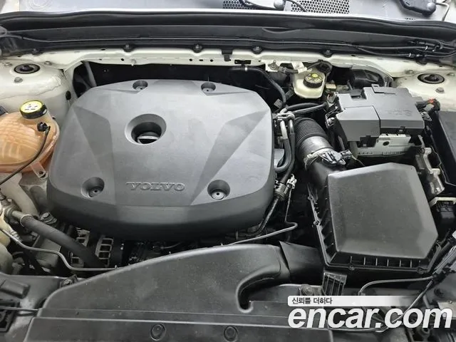 Volvo XC40 id 2678932 из Кореи 13