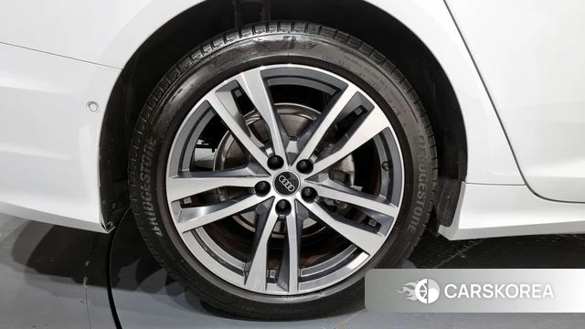Audi A6 (C8) id 3799605 из Кореи 15