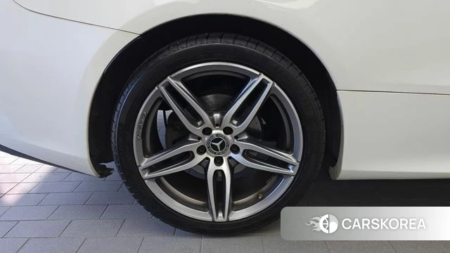 Mercedes-Benz E-Class W213 id 4417056 из Кореи 29
