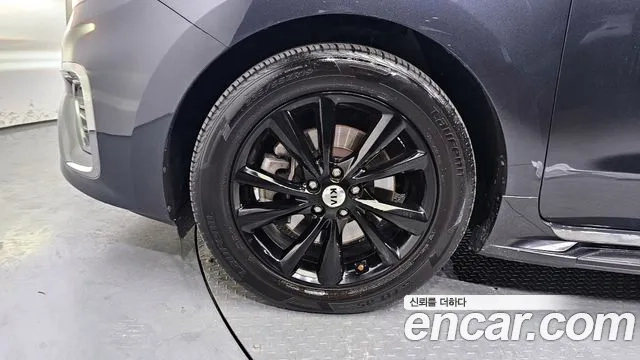 Kia The New Carnival id 2865500 из Кореи 15