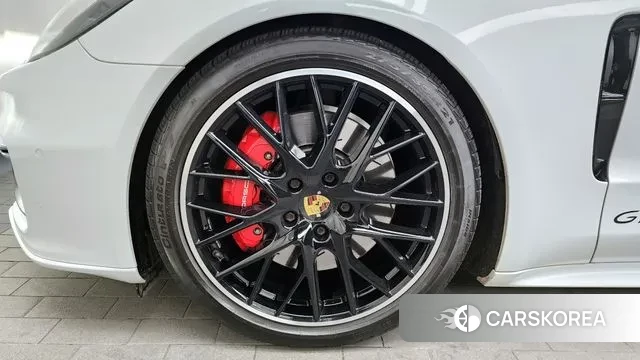 Porsche Panamera (971) id 3747836 из Кореи 15