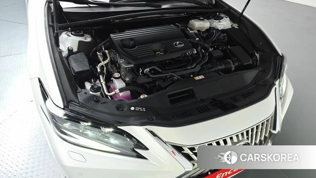 Lexus ES300h 7th generation id 4762342 из Кореи 31