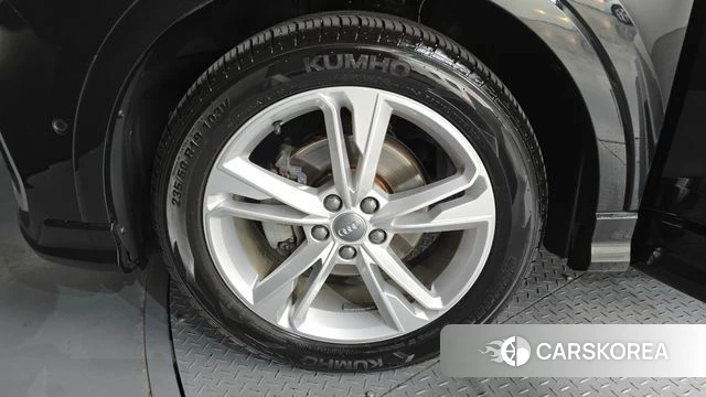 Audi Q3 (F3) id 4324827 из Кореи 26