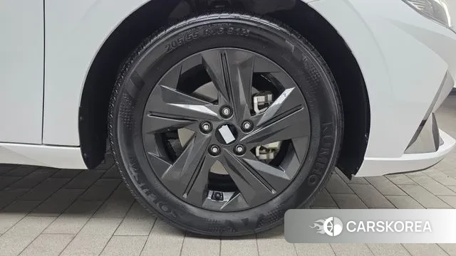 Hyundai Avante (CN7) id 3690659 из Кореи 15