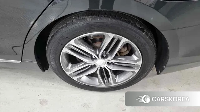 Hyundai Grandeur IG id 3344882 из Кореи 11