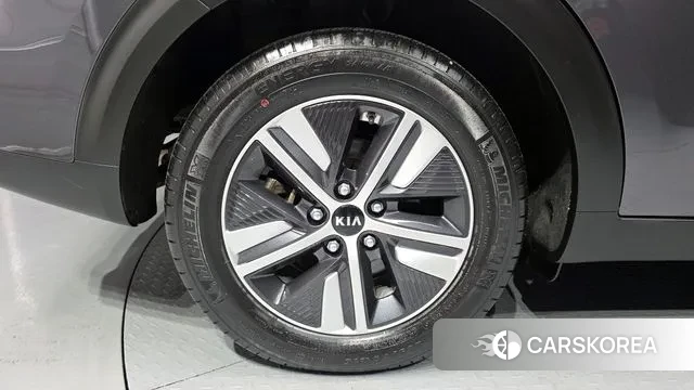 Kia The New Niro id 3514768 из Кореи 15