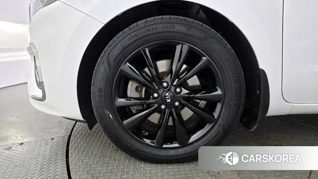 Kia The New Carnival id 3602025 из Кореи 15