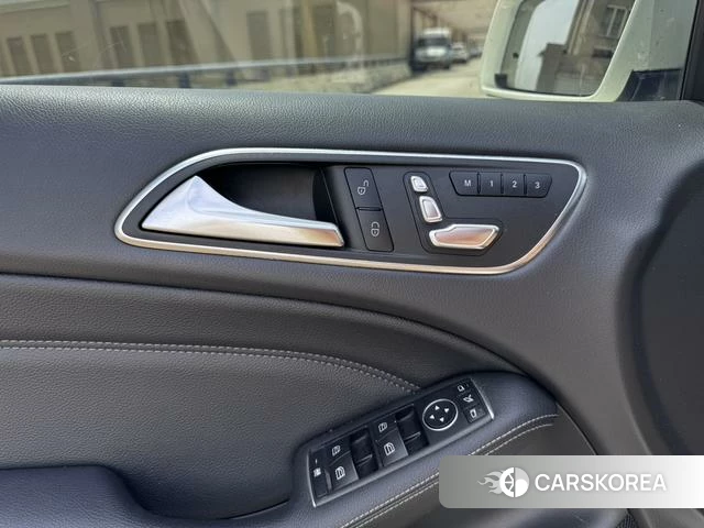 Mercedes-Benz Class B id 4253647 из Китая 14