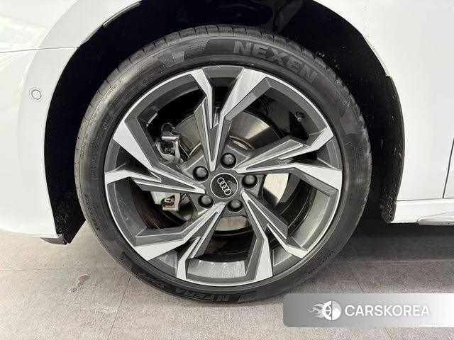 Audi A3 (8Y) id 4354150 из Кореи 15