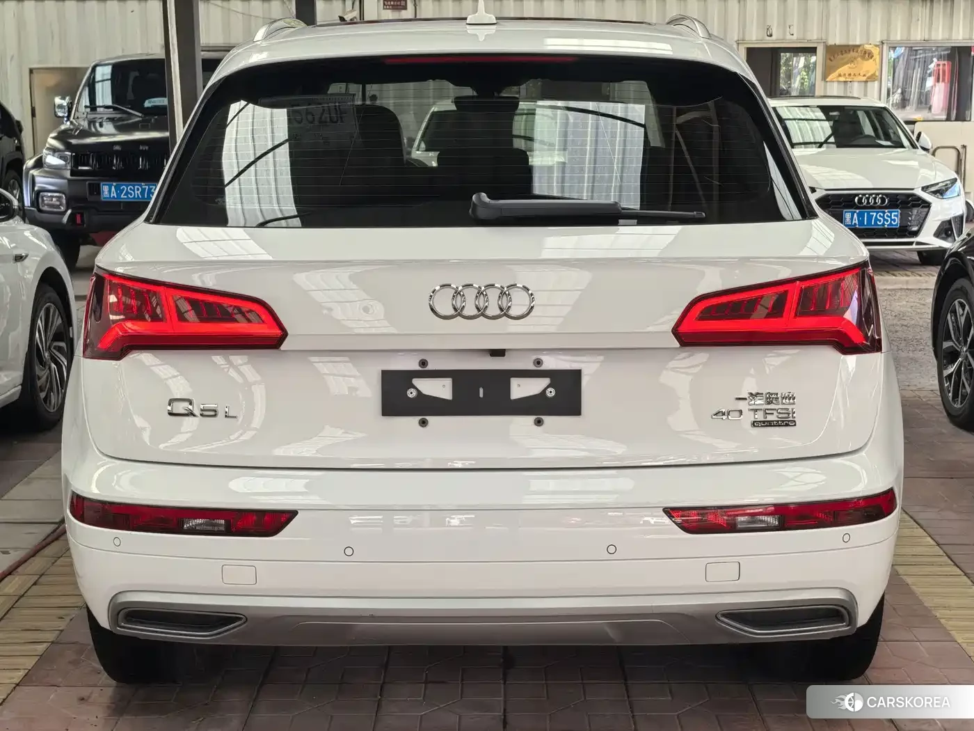 Audi Q5L 2020 Белый из Китая, фото 5
