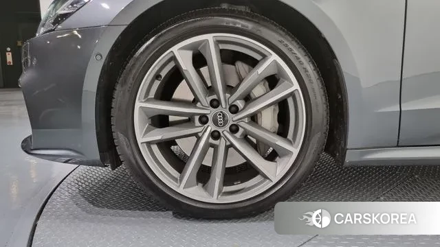 Audi A7 (4K) id 3463808 из Кореи 15