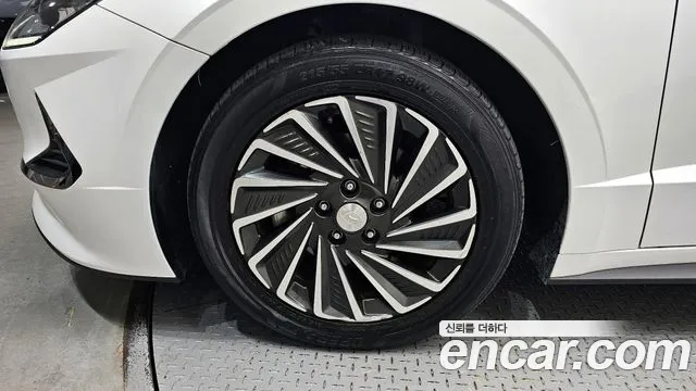 Hyundai Sonata Hybrid (DN8) id 2385000 из Кореи 15