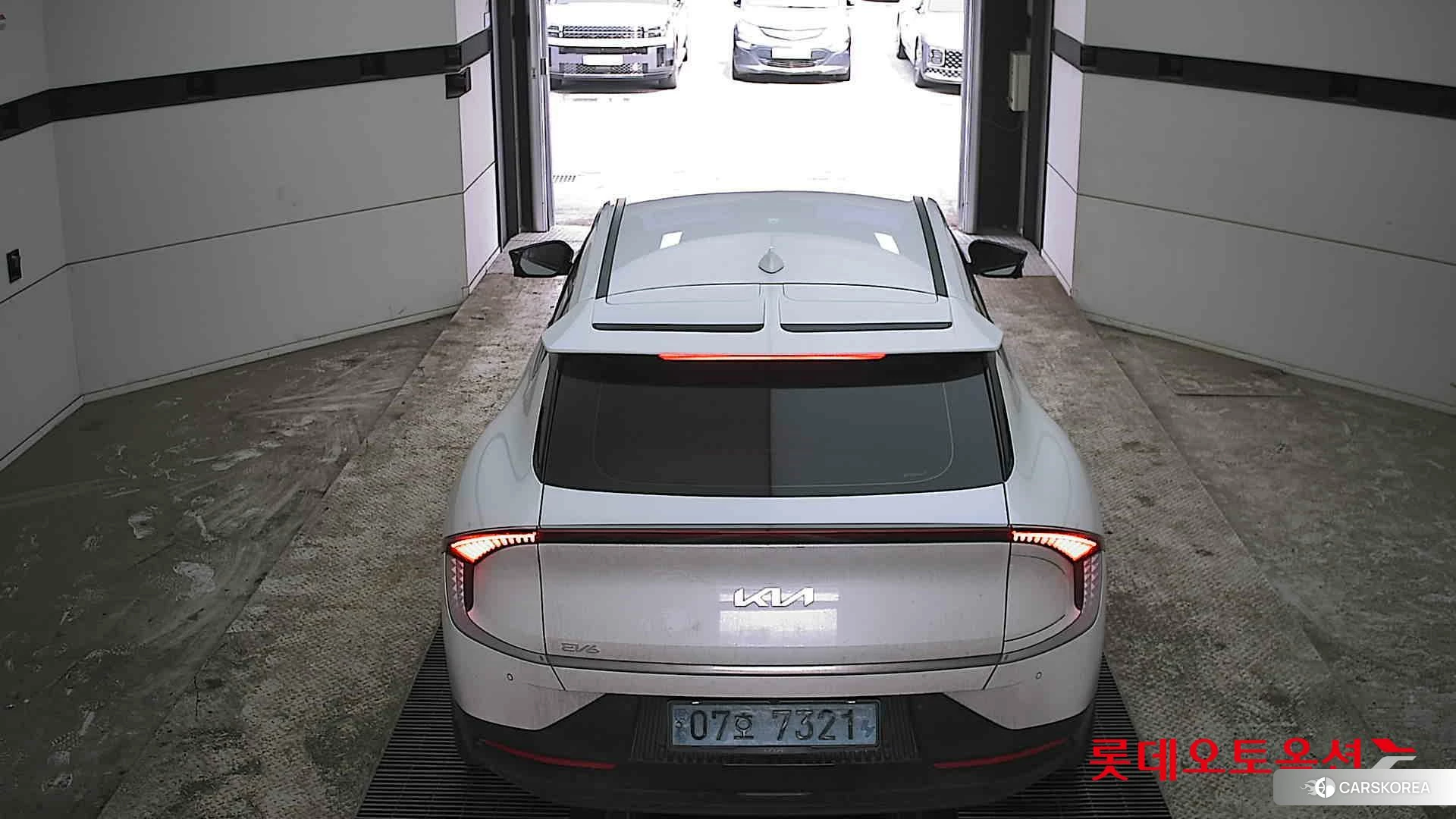 Kia EV6 id 3888405 из Кореи 32