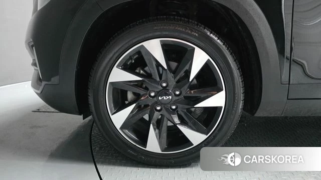 Kia Seltos id 4592903 из Кореи 28