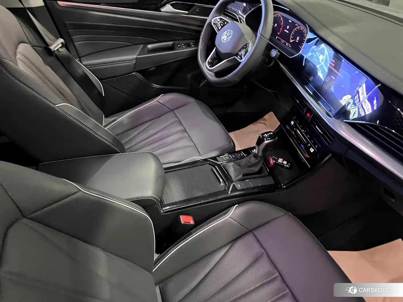 Volkswagen Passat id 4649364 из Китая 14